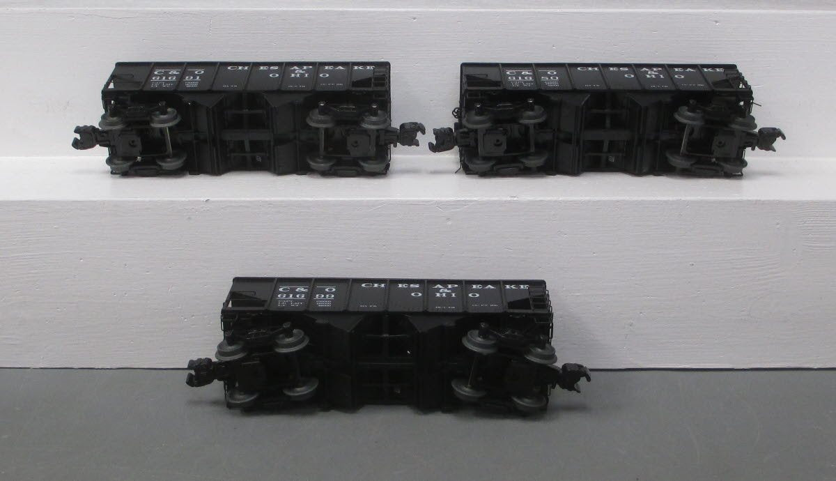 Lionel 6-81689 O Chesapeake & Ohio GLa 50t 2-Bay Hopper 3pk
