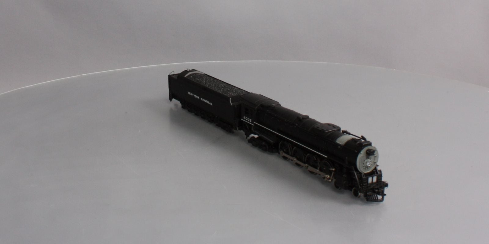 Bachmann 11305 HO New York Central 4-8-4 Steam Locomotive #6005
