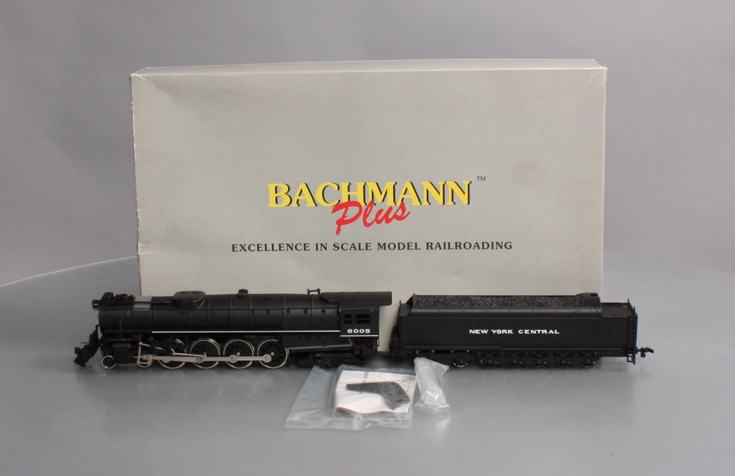 Bachmann 11305 HO New York Central 4-8-4 Steam Locomotive #6005