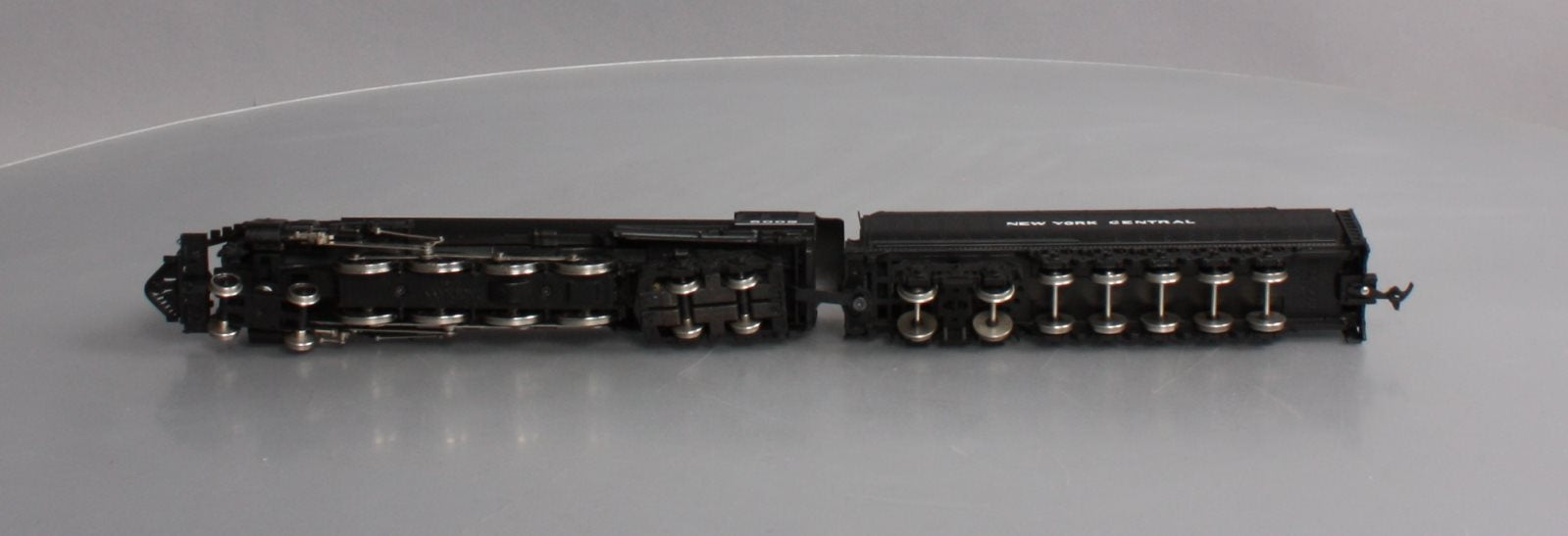 Bachmann 11305 HO New York Central 4-8-4 Steam Locomotive #6005