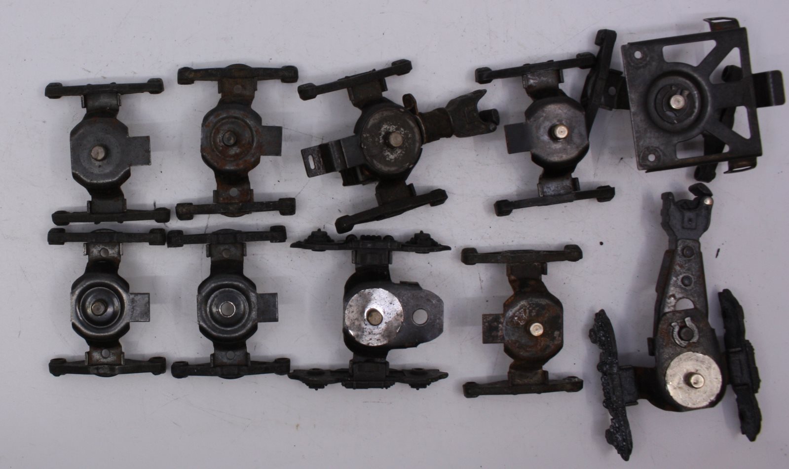 Acme 1000X-25X15 O Scale Assorted Truck Frames (Bag of 10)