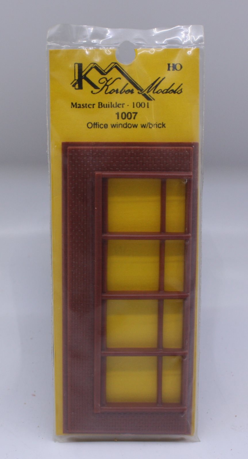 Korber 1007 HO Office Windows with Bricks