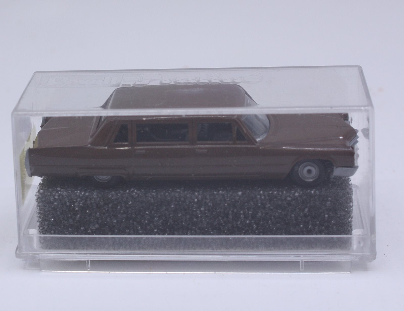 Praline 82801 HO Brown Cadillac 1970 Limousine