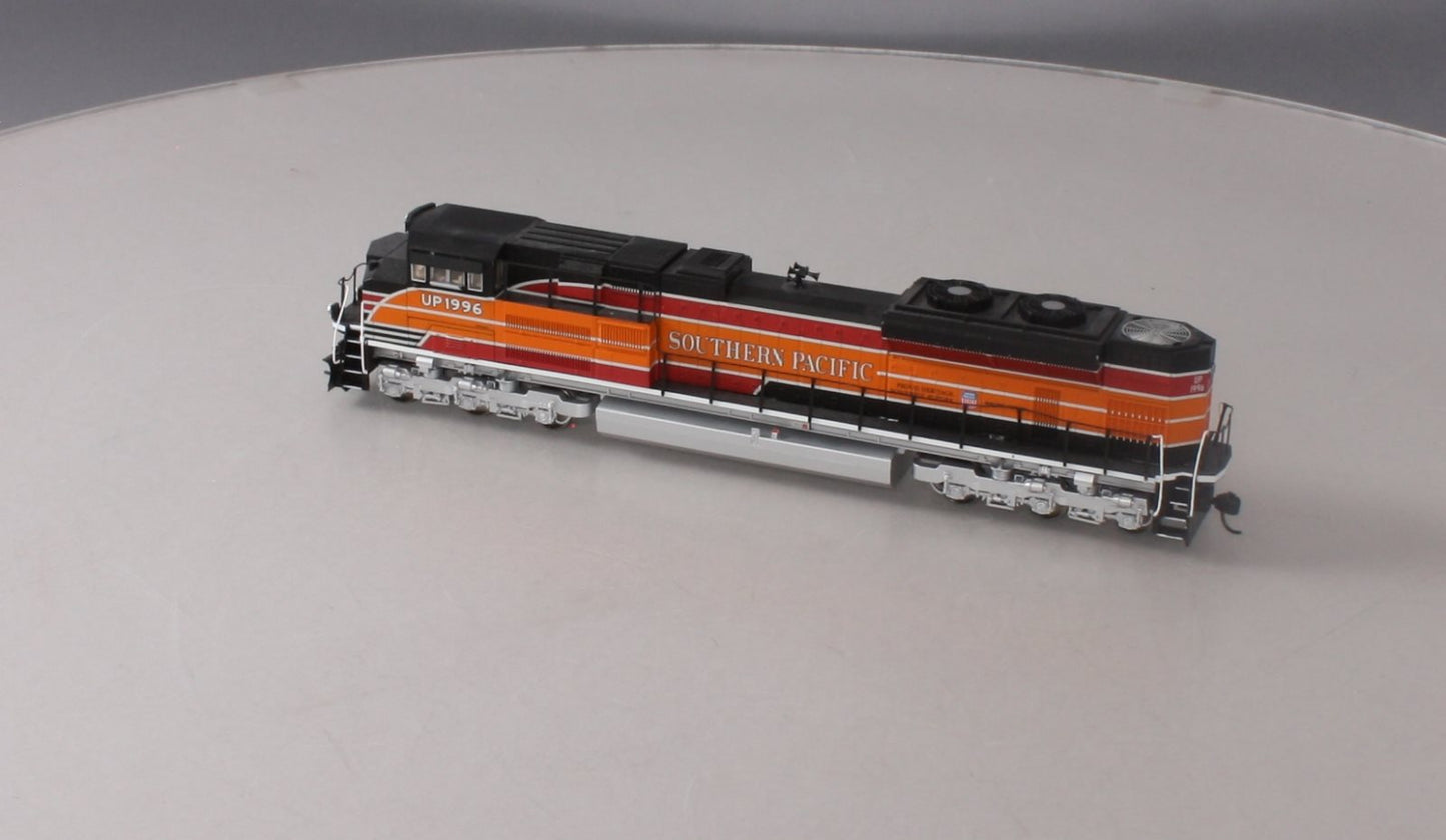 Walthers 910-9823 HO UP EMD SD70ACe Diesel Locomotive - Standard DC #1996
