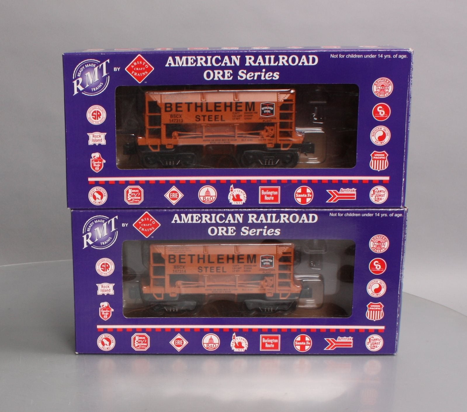 RMT 967192 O Bethlehem Steel/Johnstown Ore Car/2pk