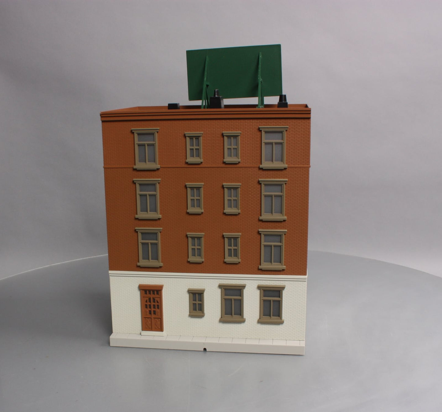 MTH 30-90461 Center City Diner 4-Story Building