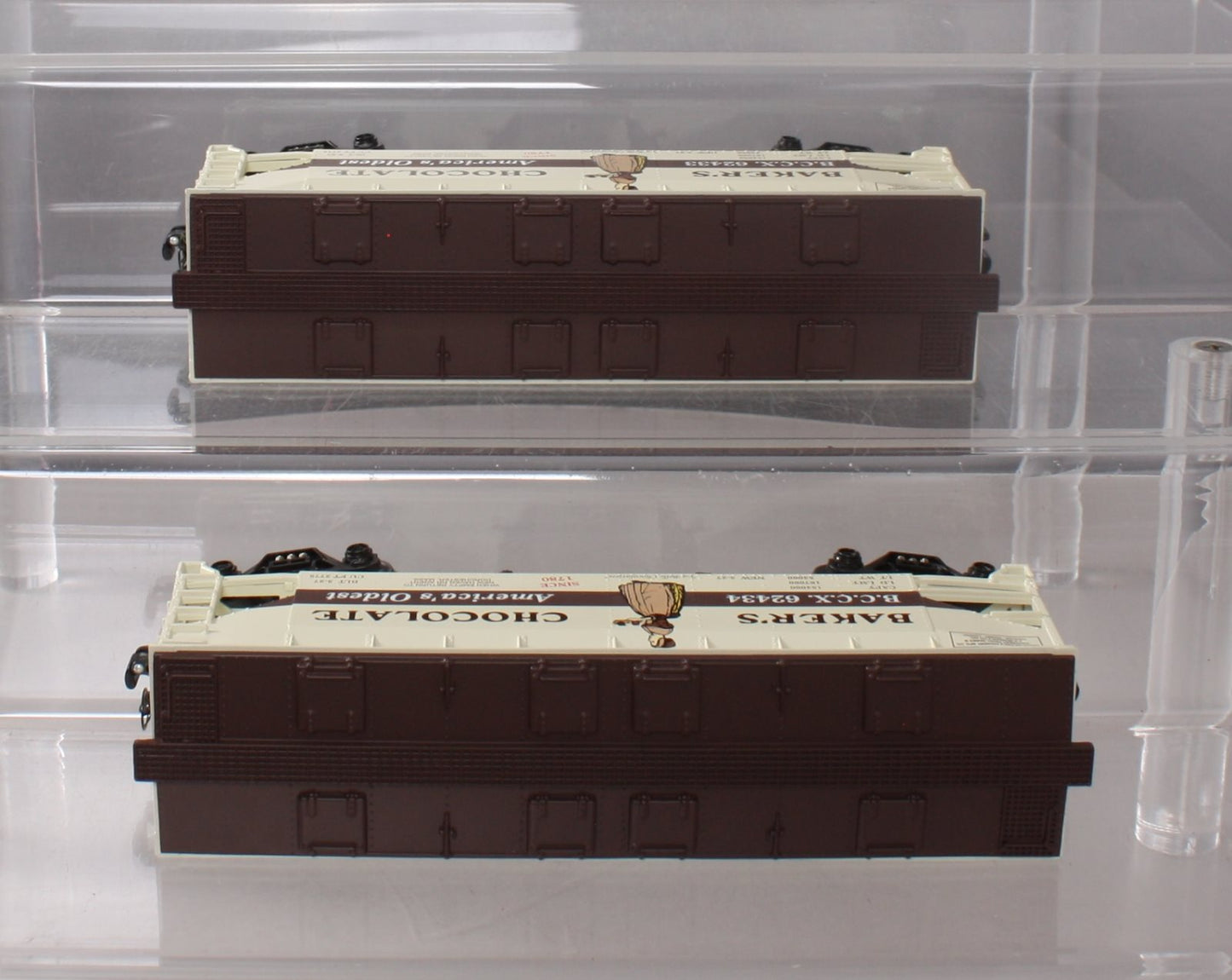 RMT 96399 Baker's Chocolate Covered Hopper Set (#62433 & #62434)