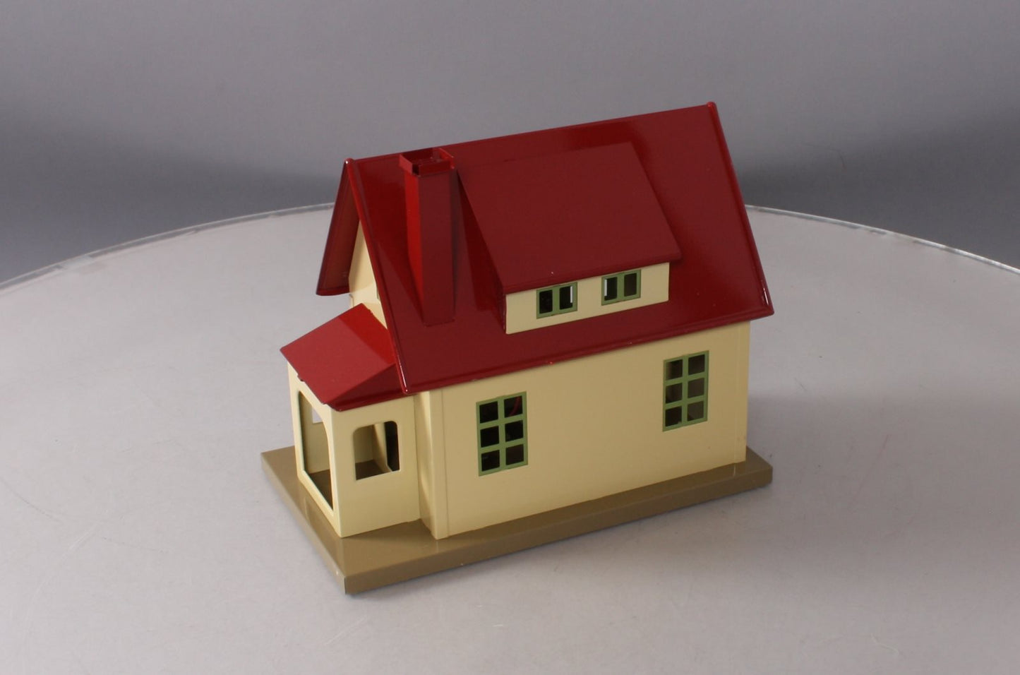 Lionel 11-90023 #1184 Bungalow--Red/Cream