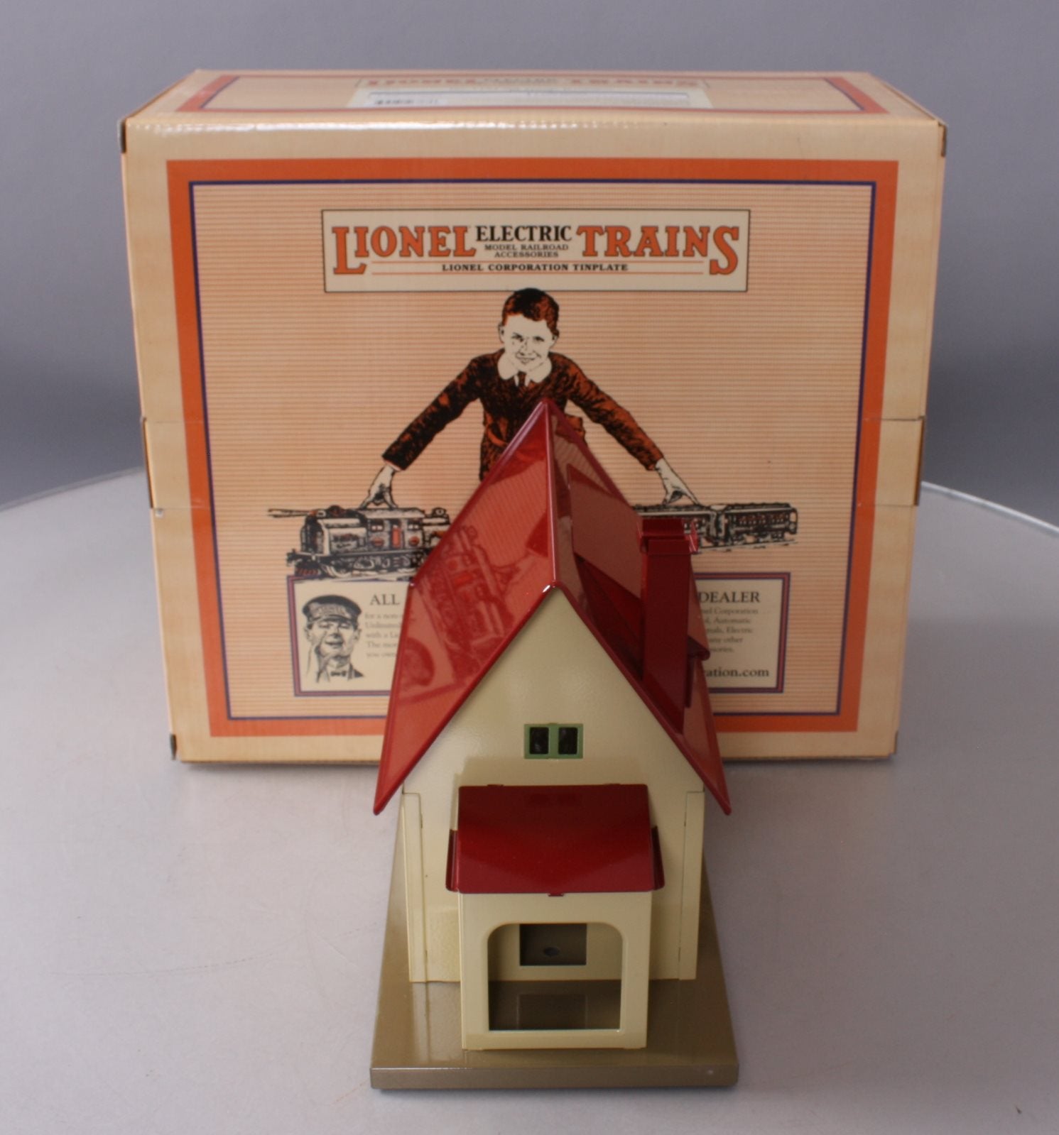 Lionel 11-90023 #1184 Bungalow--Red/Cream