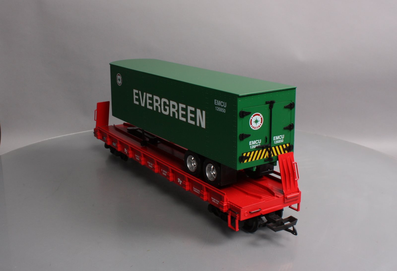 USA Trains R17016 G Evergreen Piggyback Flatcar with Trailer