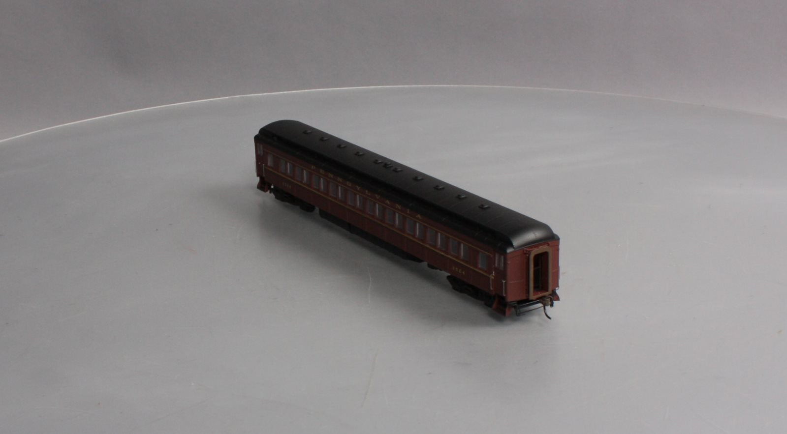 Broadway Limited 4963 HO Pennsylvania P70R Passenger Car with Ice AC #3524