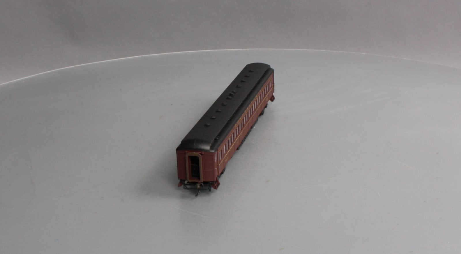 Broadway Limited 4963 HO Pennsylvania P70R Passenger Car with Ice AC #3524