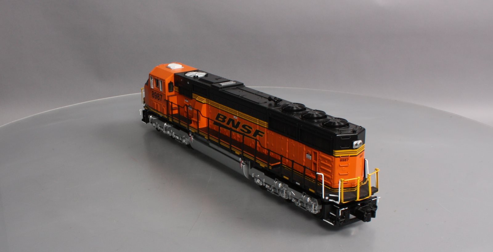 MTH 20-2957-1 BNSF SD70Mac Diesel Engine w/PS2 #8987 (Hi-Rail Wheels)