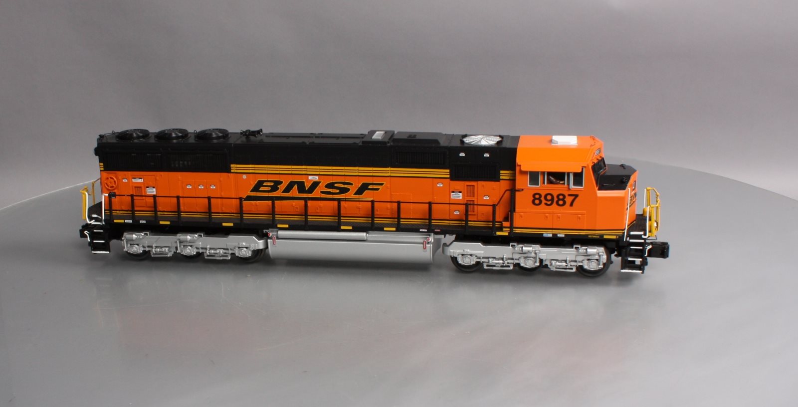 MTH 20-2957-1 BNSF SD70Mac Diesel Engine w/PS2 #8987 (Hi-Rail Wheels)