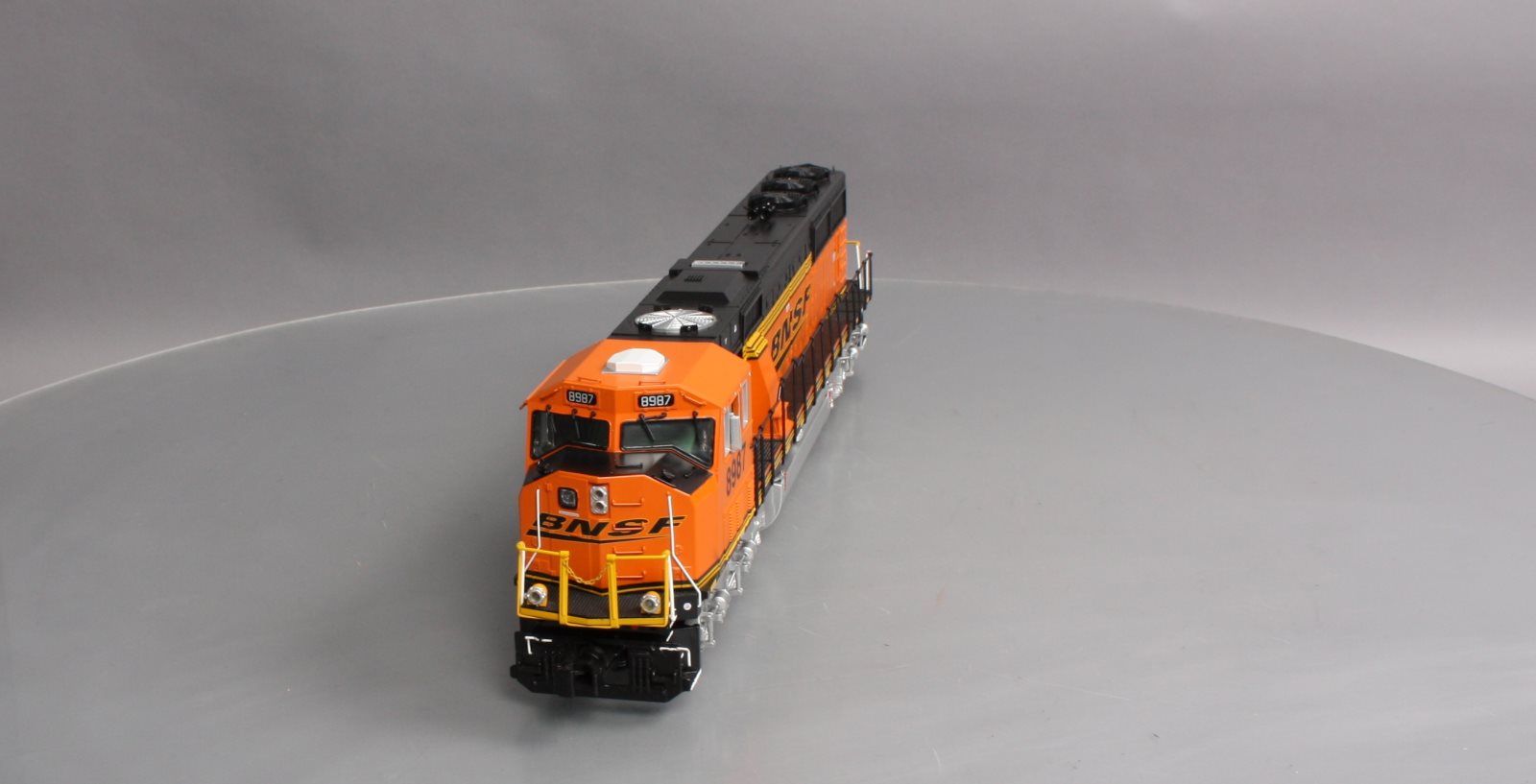 MTH 20-2957-1 BNSF SD70Mac Diesel Engine w/PS2 #8987 (Hi-Rail Wheels)