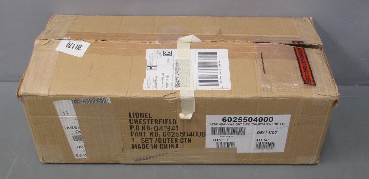Lionel 6-25504 Santa Fe Heavyweight 2-Car Set