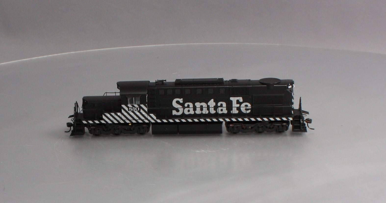 Broadway Limited 2981 HO Santa Fe Alco RSD15 Low Nose Paragon2™ #810 w/ DCC