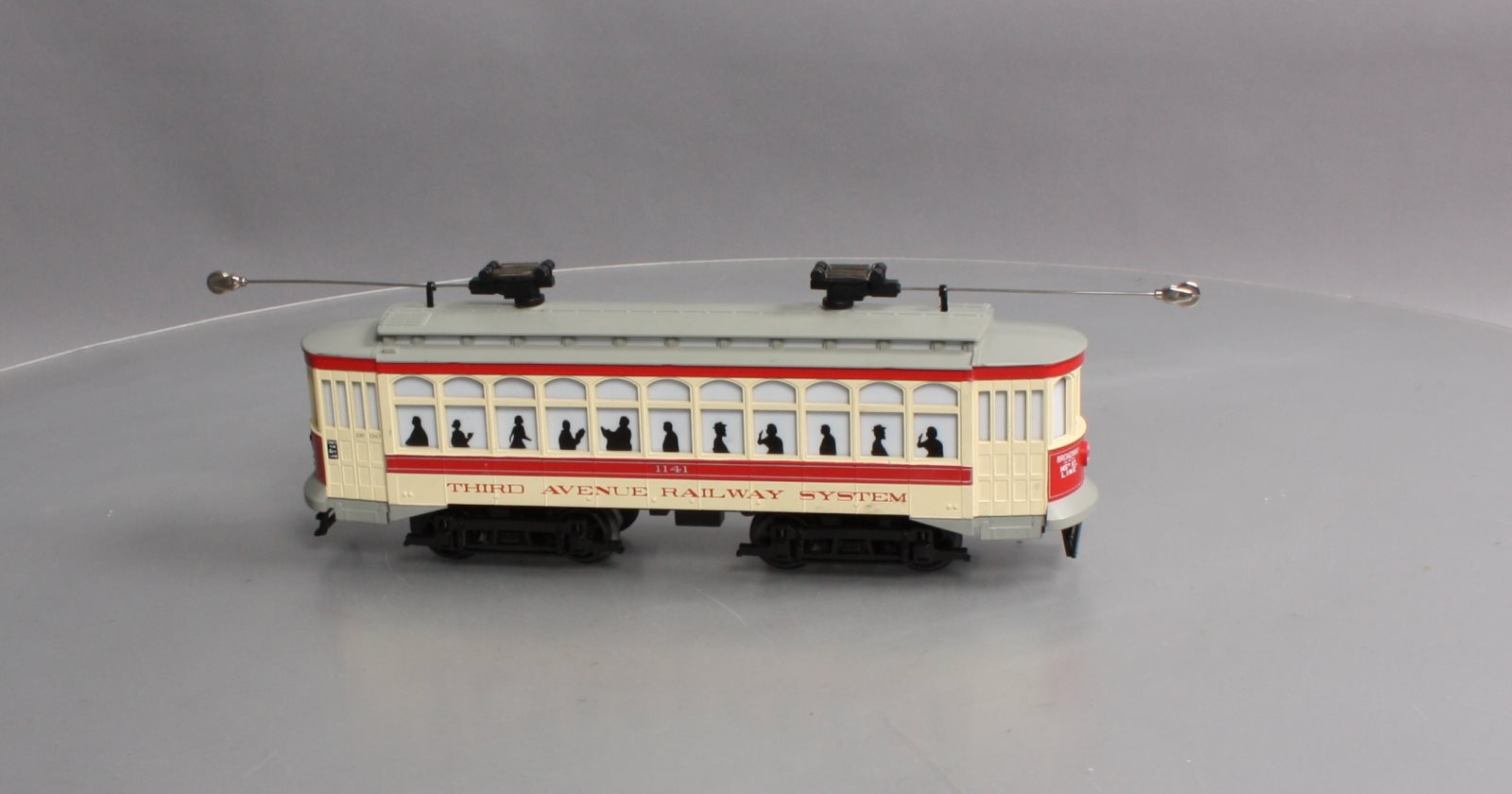 MTH 30-5106-1 O Gauge New York Transit Brill Trolley w/PS2 #1144