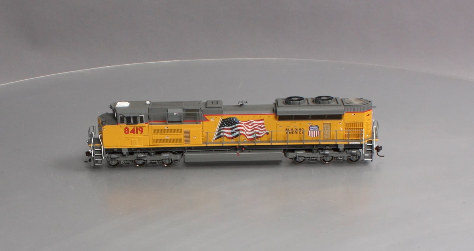 Athearn G68523 HO Union Pacific SD70ACe Diesel Locomotive #8419