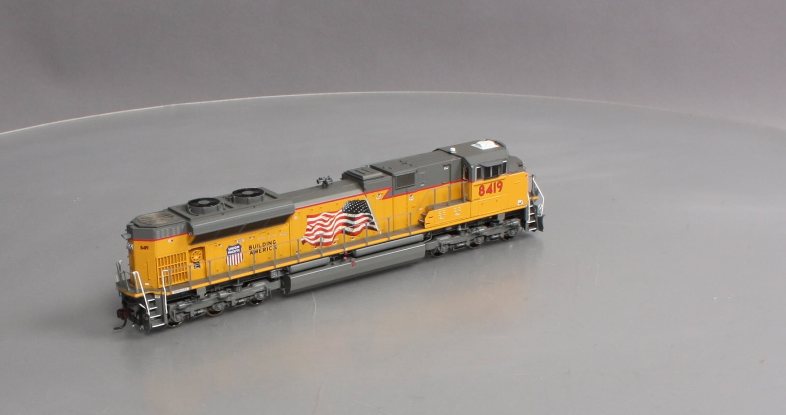 Athearn G68523 HO Union Pacific SD70ACe Diesel Locomotive #8419