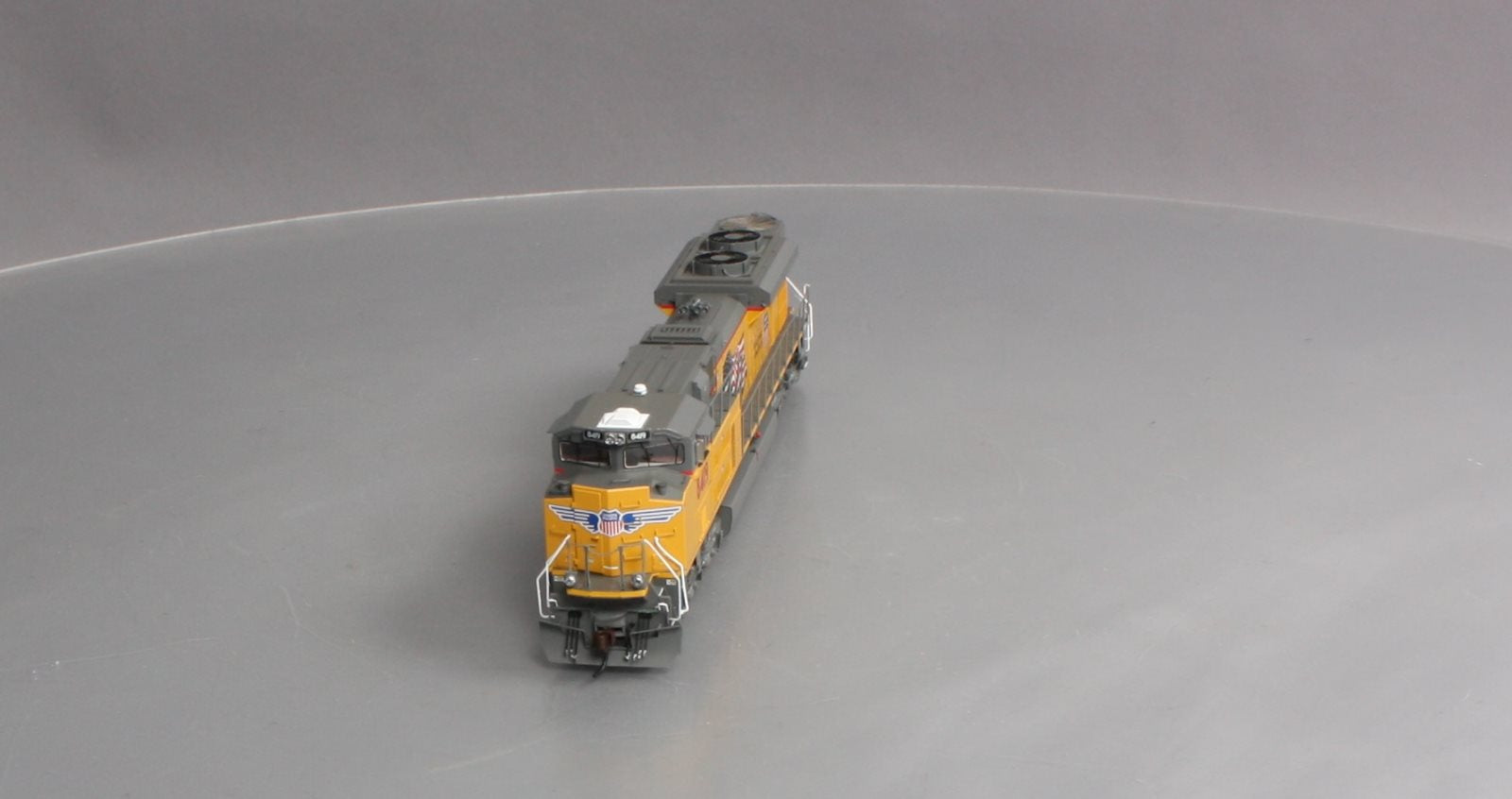 Athearn G68523 HO Union Pacific SD70ACe Diesel Locomotive #8419