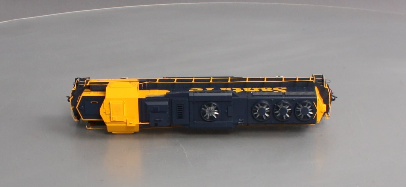 Walthers 920-41809 HO Santa Fe EMD GP60 - SoundTraxx Tsunami Sound & DCC #4033