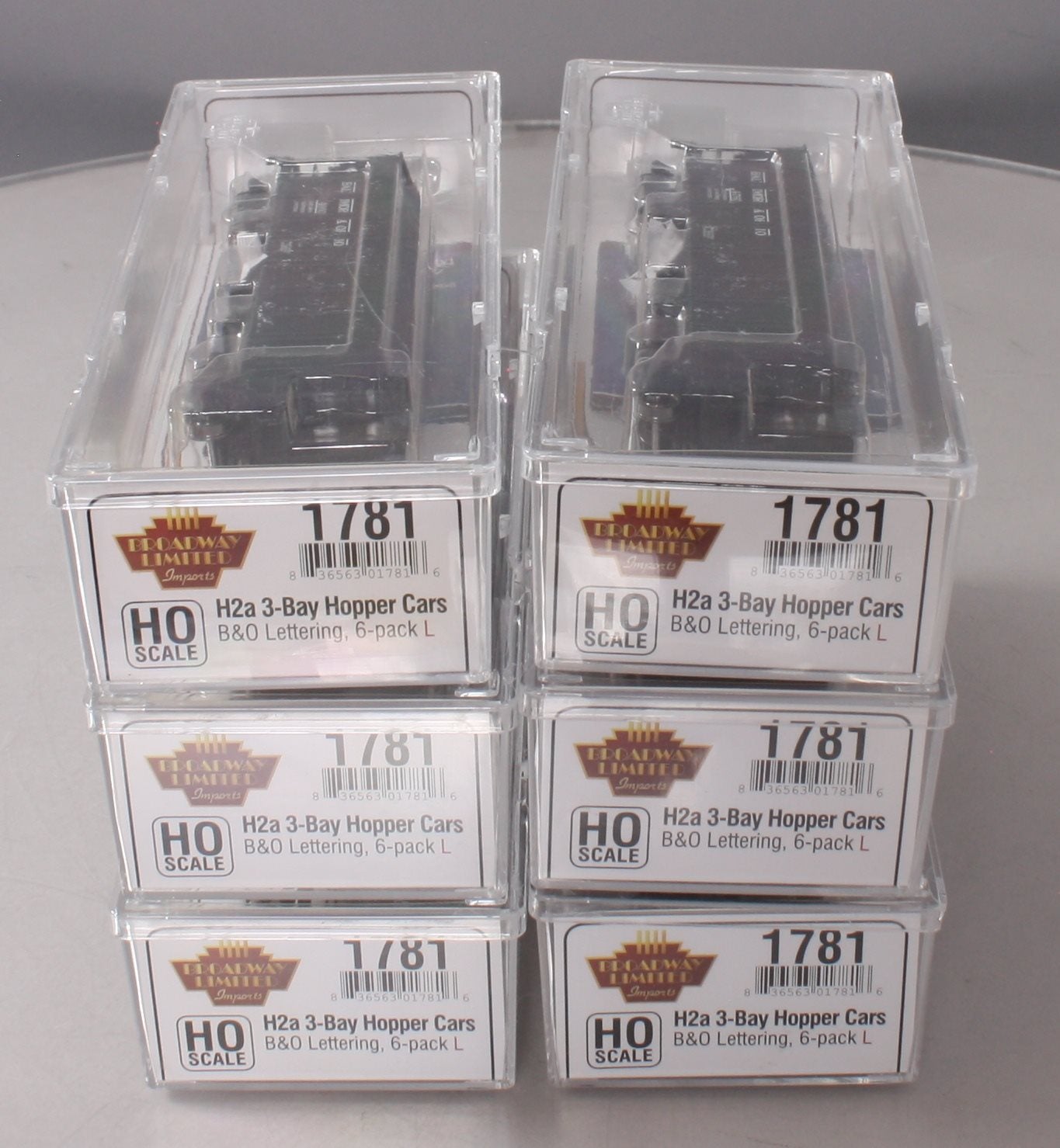 Broadway Limited 1781 HO Baltimore & Ohio Class H2a 3-Bay Hopper (6)