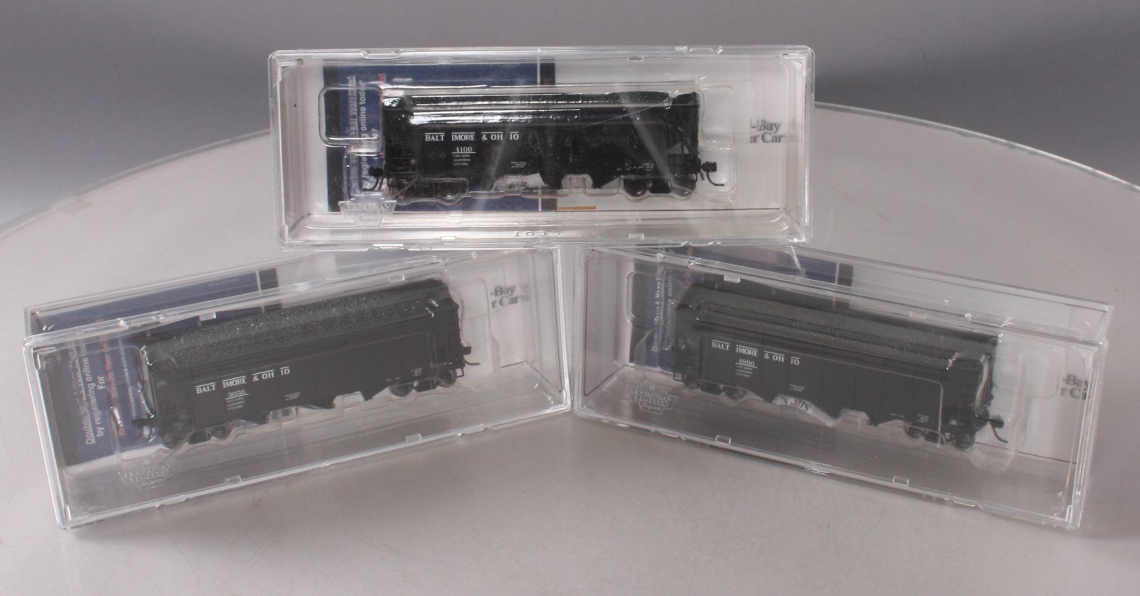 Broadway Limited 1781 HO Baltimore & Ohio Class H2a 3-Bay Hopper (6)