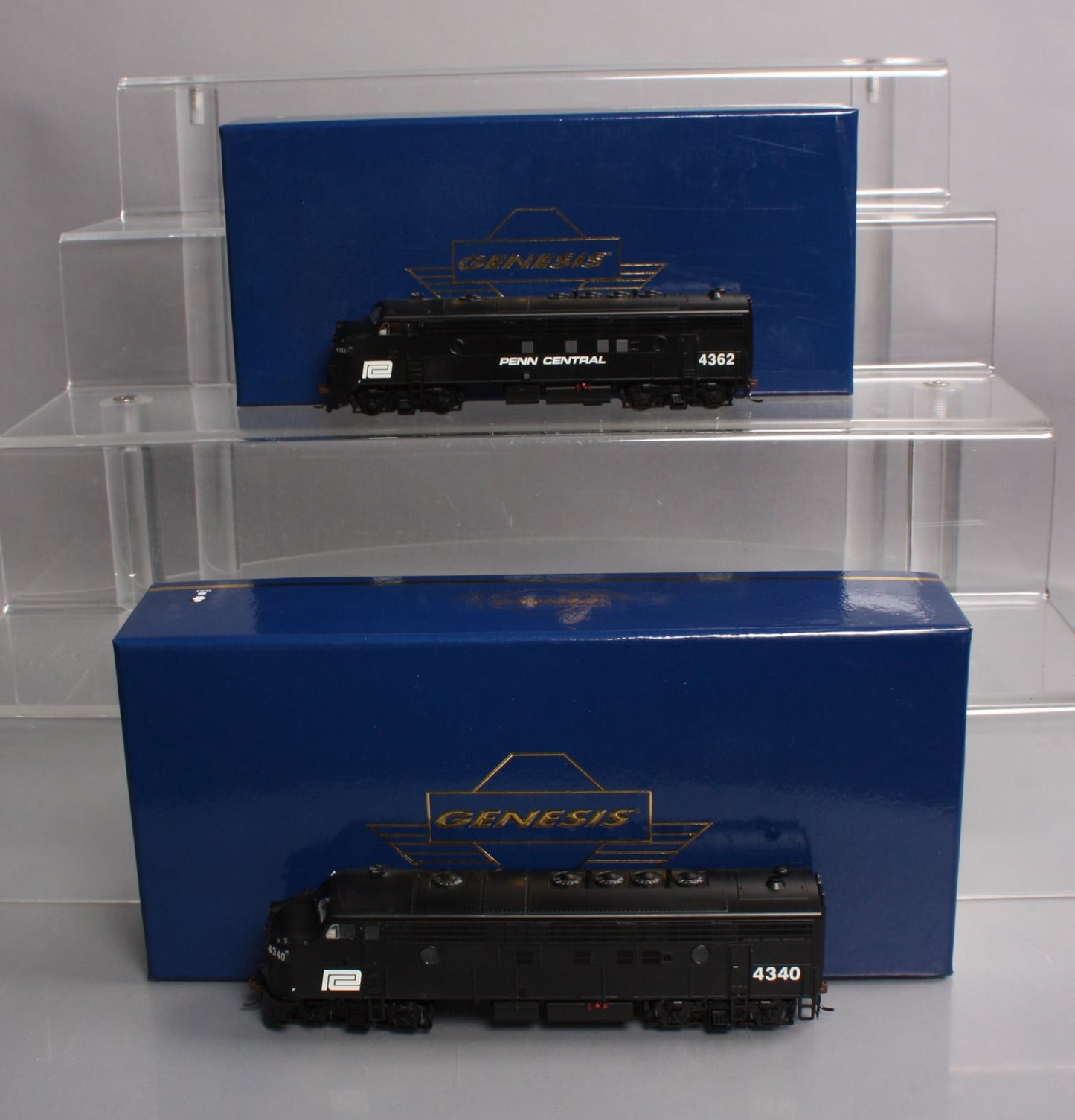 Athearn G22658 HO PC FP7 AA Diesel Locomotive w/DCC & Sound #4340/4362