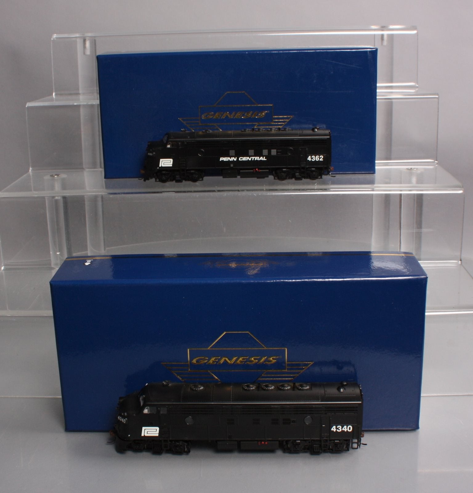 Athearn G22658 HO PC FP7 AA Diesel Locomotive w/DCC & Sound #4340/4362