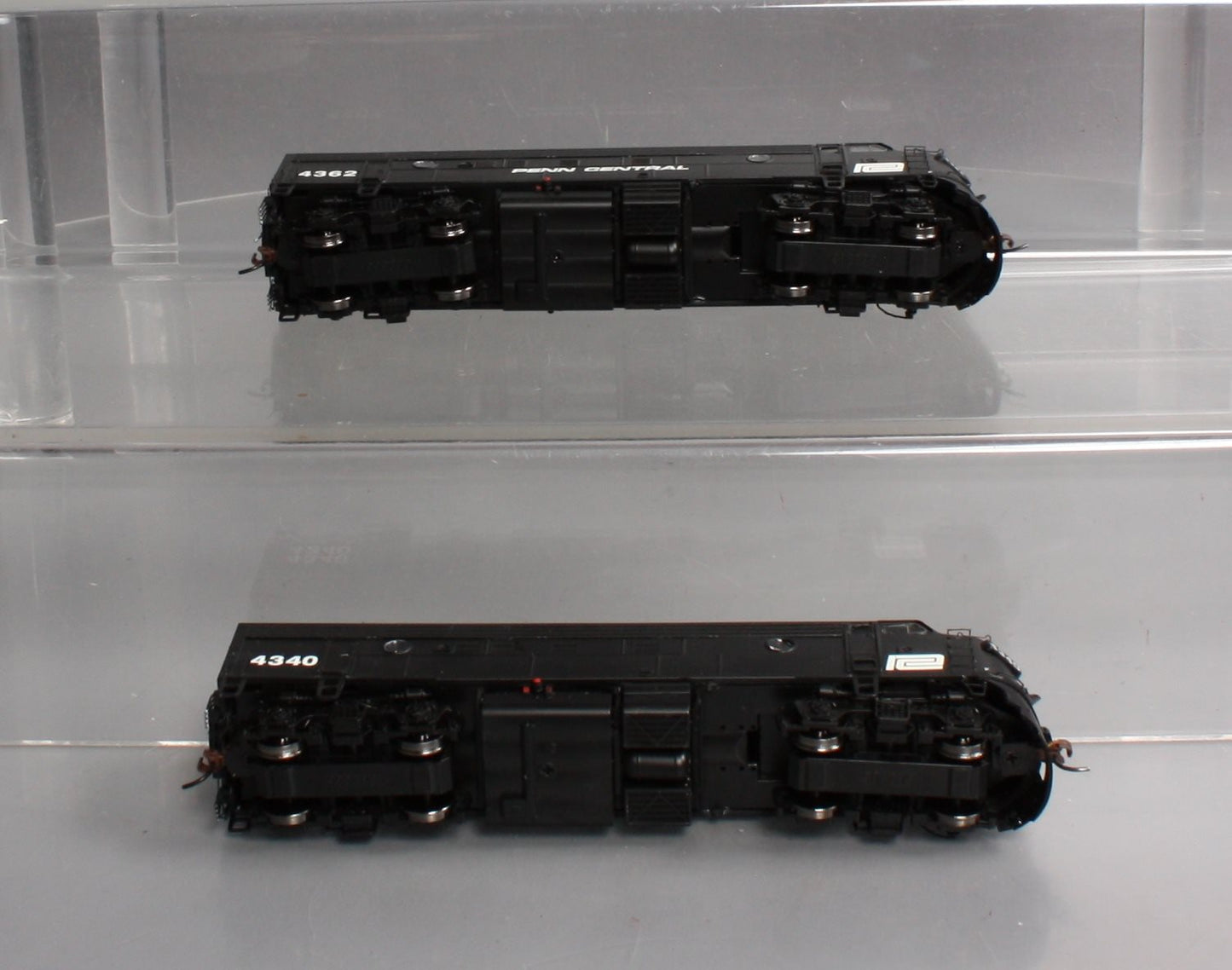 Athearn G22658 HO PC FP7 AA Diesel Locomotive w/DCC & Sound #4340/4362