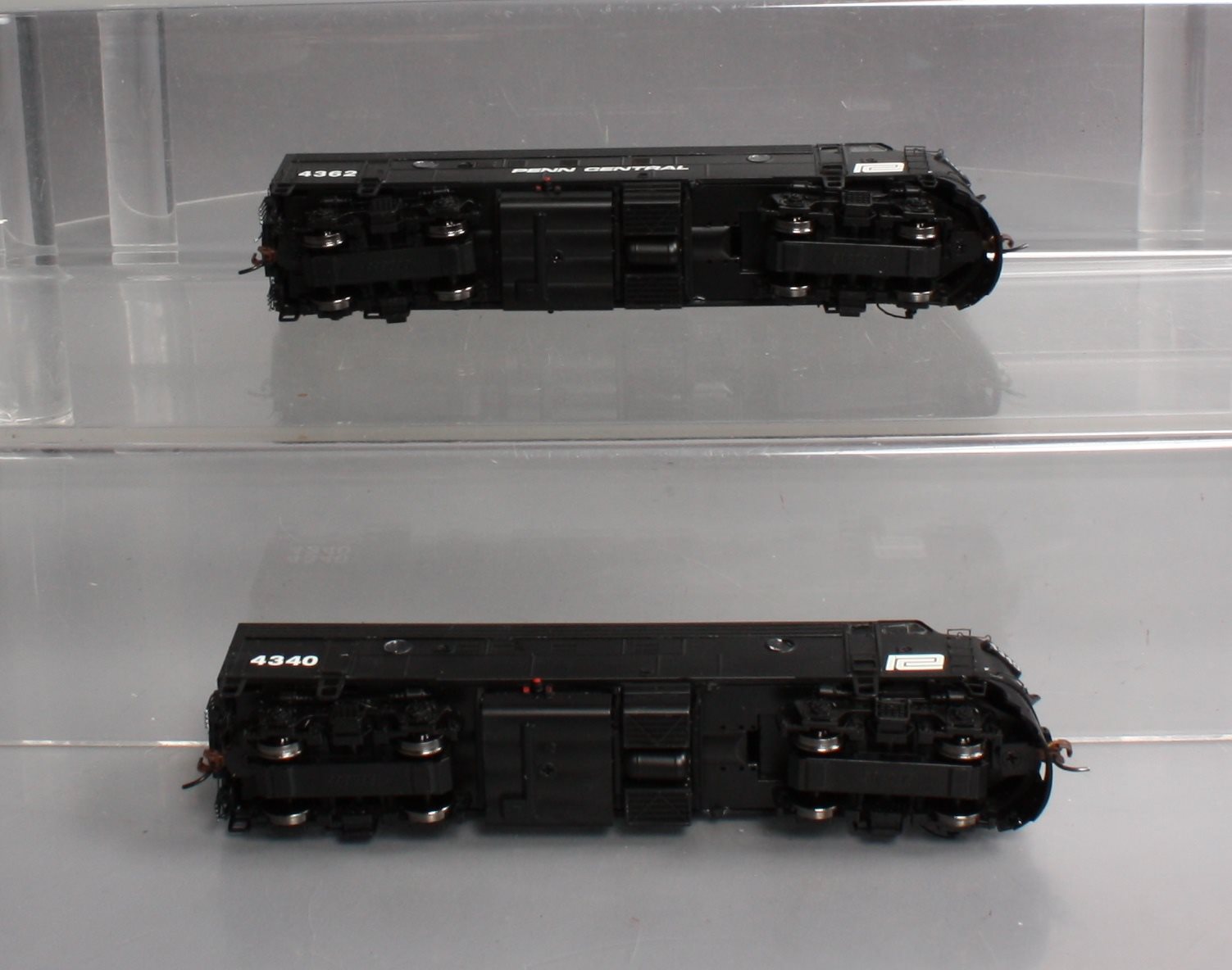 Athearn G22658 HO PC FP7 AA Diesel Locomotive w/DCC & Sound #4340/4362