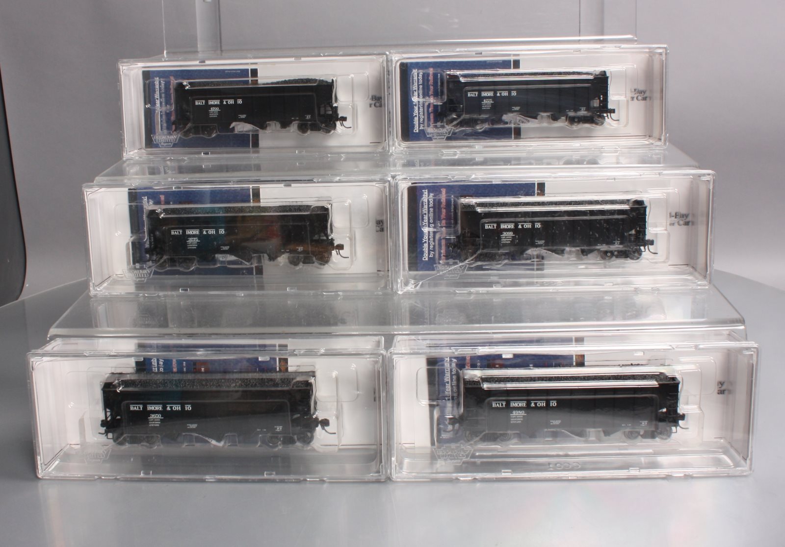 Broadway Limited 1783 HO Baltimore & Ohio Class H2a 3-Bay Hopper (6)