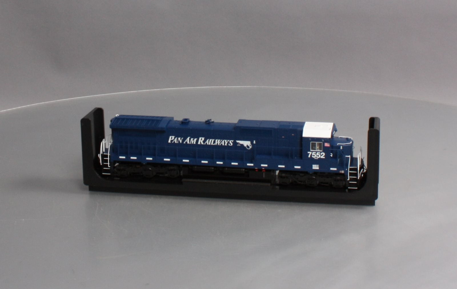 Atlas 10003129 HO Pan Am Railways Dash 8-40C Diesel Locomotive #7552