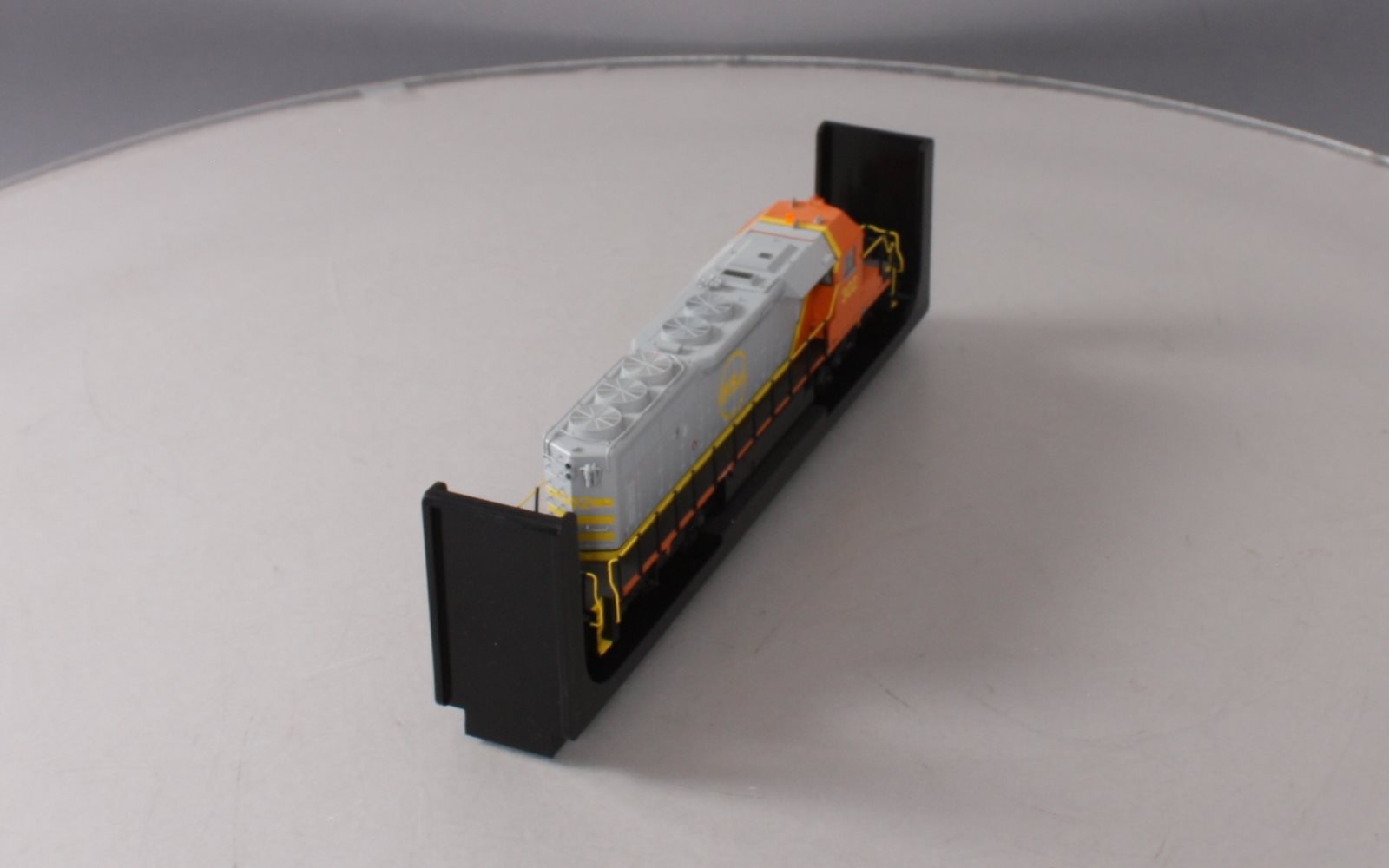 Bowser 24507 HO Quebec North Shore & Labrador SD40-2 Diesel Locomotive #302
