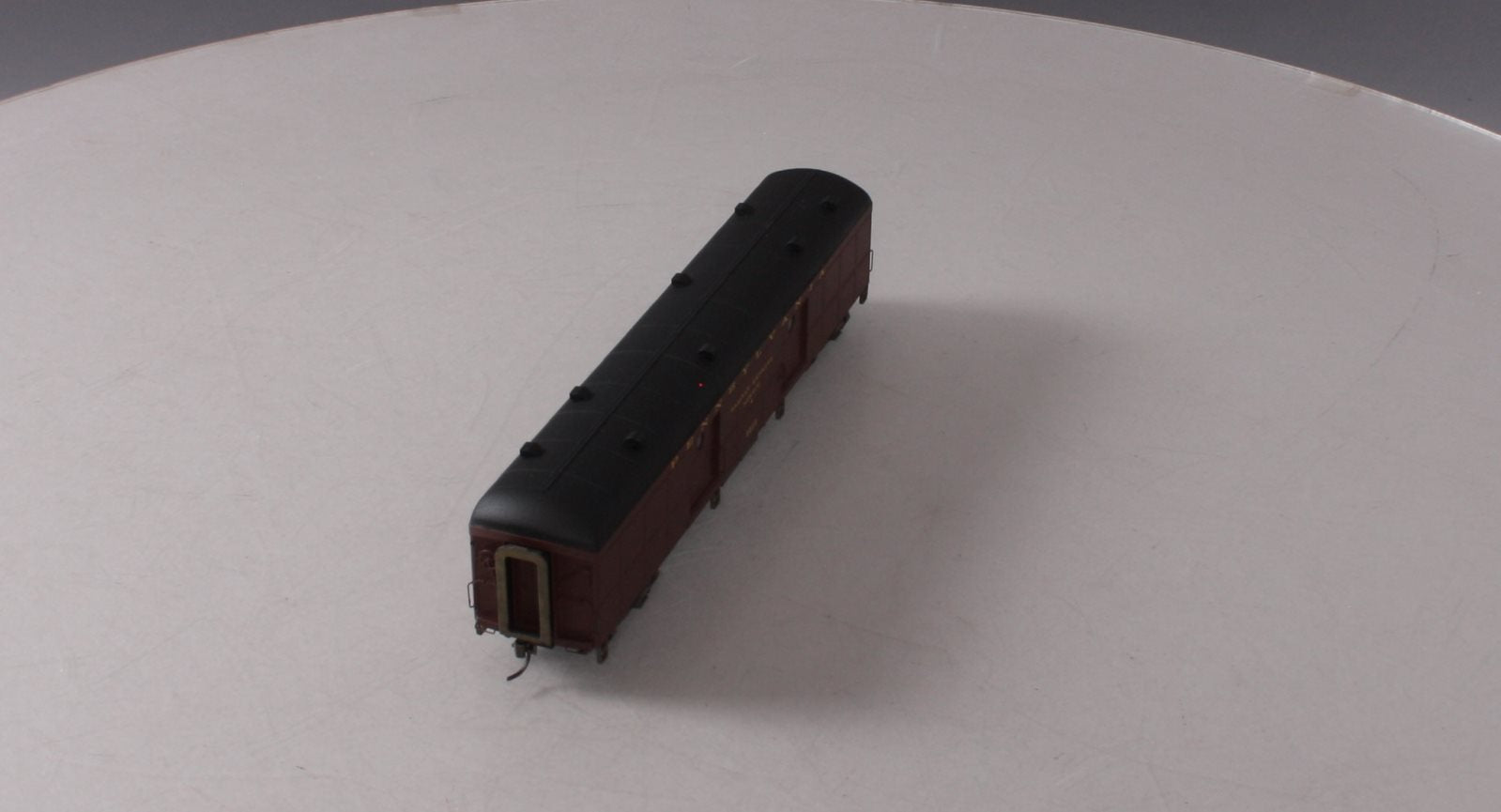 Pennsylvania Class B60b Baggage Car w/Porthole Window Doors - Ready to Run