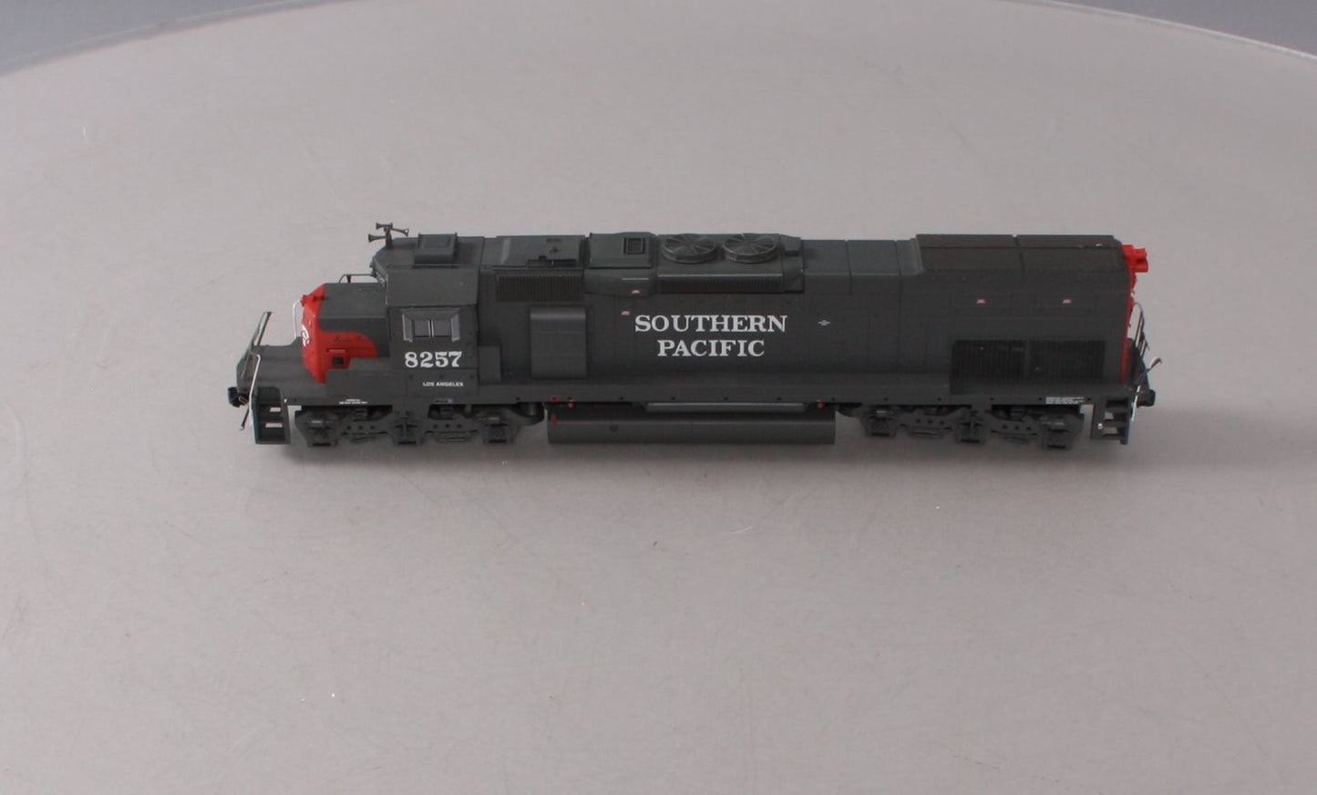 Athearn 98320 HO Southern Pacific RTR SD40T-2 Diesel Locomotive #8257