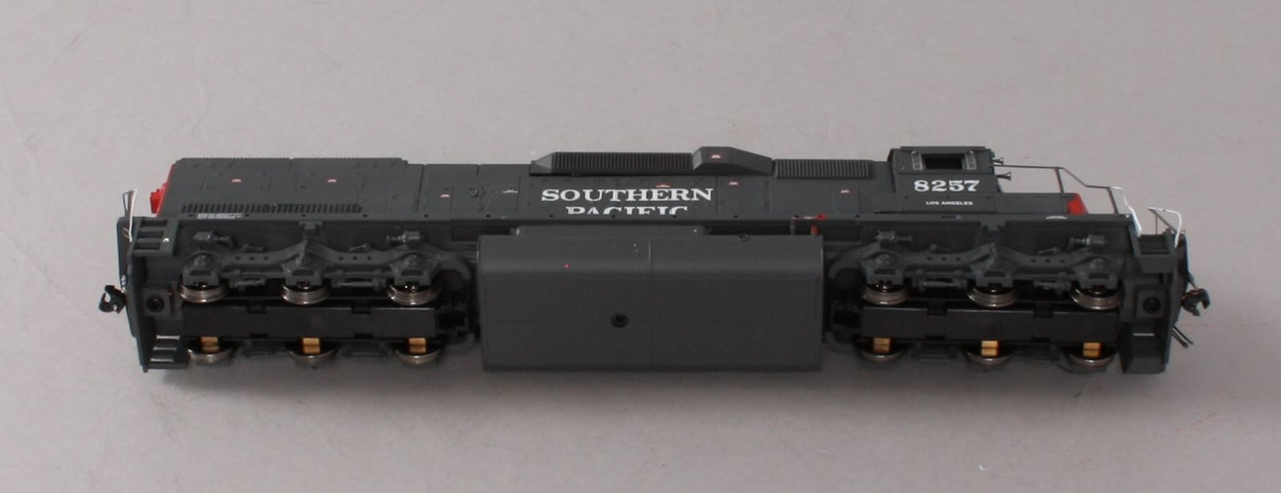 Athearn 98320 HO Southern Pacific RTR SD40T-2 Diesel Locomotive #8257