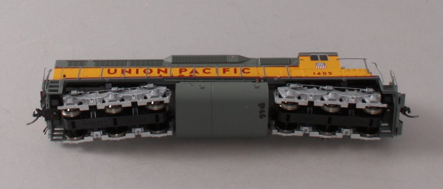 Atlas 9291 HO Scale Union Pacific SDP-35 Diesel Locomotive #1405 w/DCC