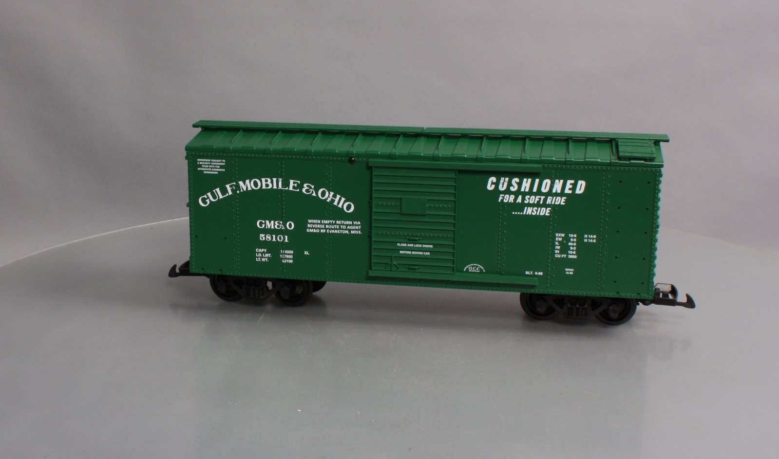 USA Trains R19092B G Gulf, Mobile & Ohio Simulated Steel Box Car #58101 (Green)