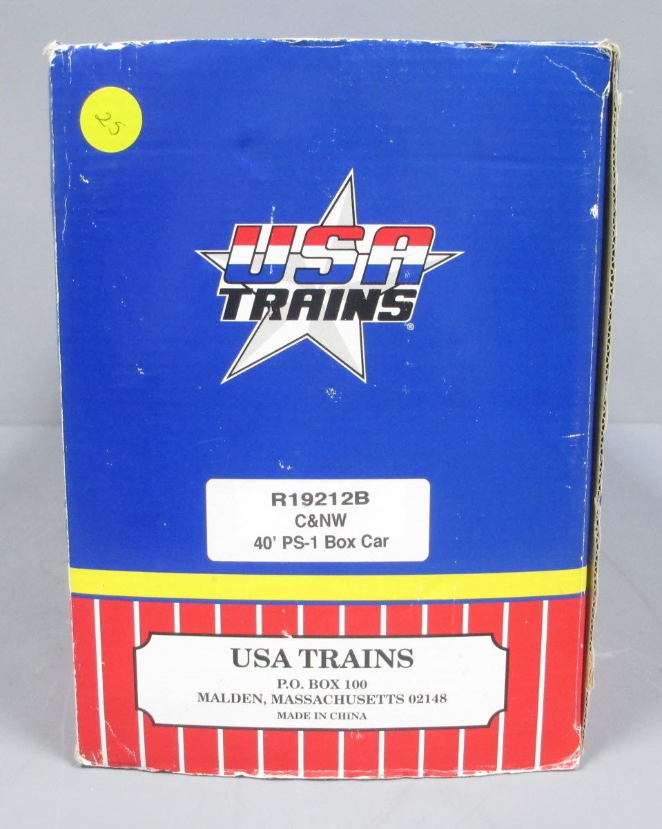 USA Trains R19212B G Chicago & North Western 40 Ft. PS-1 Simulated Steel Box Car