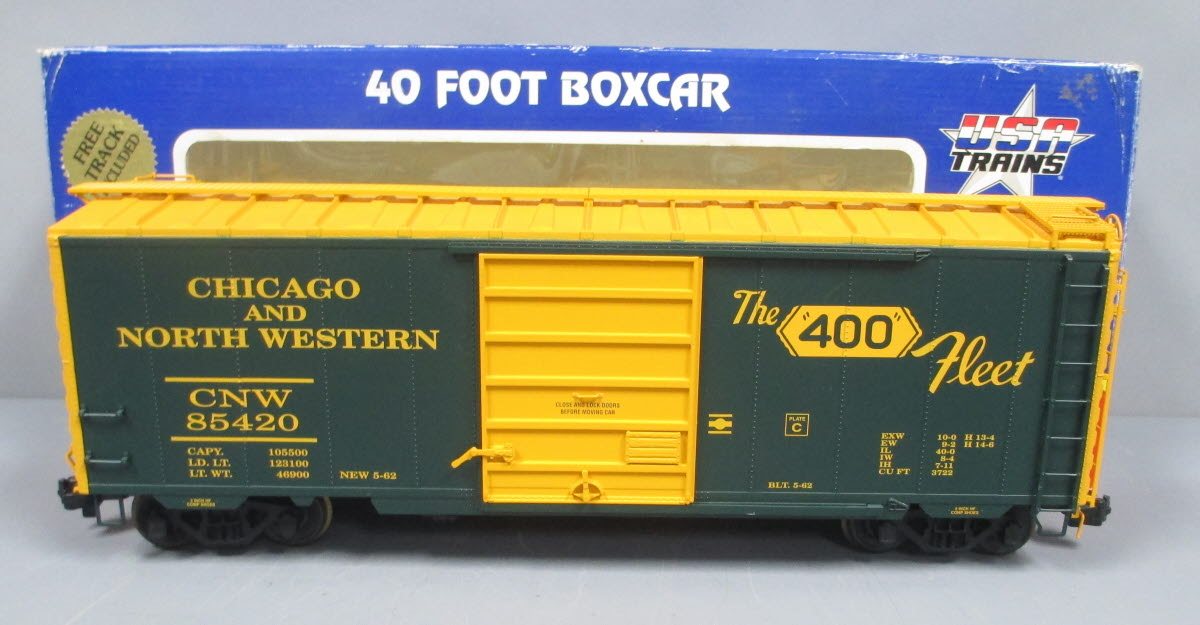 USA Trains R19212B G Chicago & North Western 40 Ft. PS-1 Simulated Steel Box Car