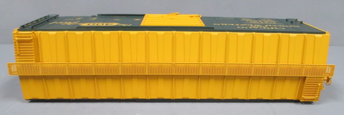 USA Trains R19212B G Chicago & North Western 40 Ft. PS-1 Simulated Steel Box Car