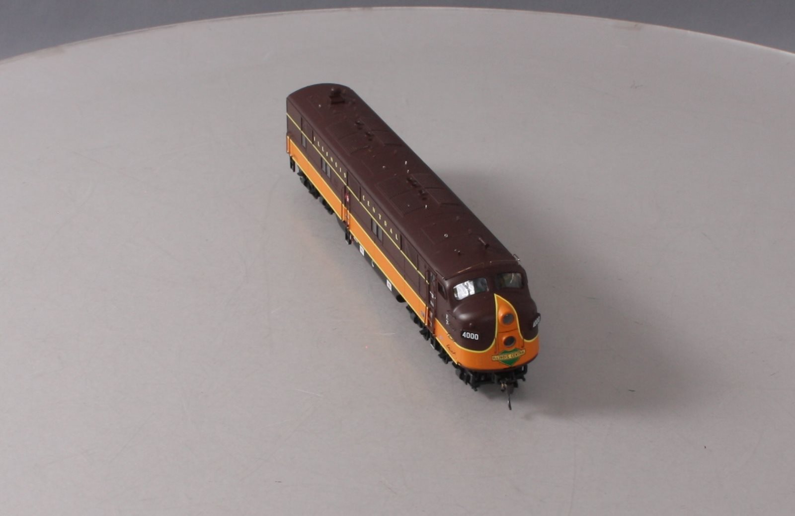 Proto 2000 21108 Illinois Central EMD E7A Diesel Locomotive #4000