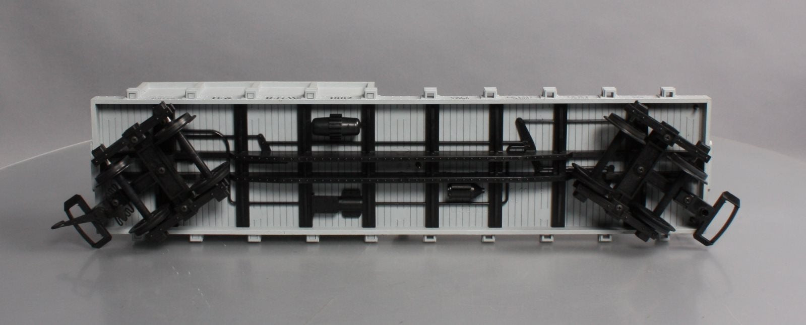 USA Trains 1802 G Denver & Rio Grande Western Derrick Car - Plastic Wheels
