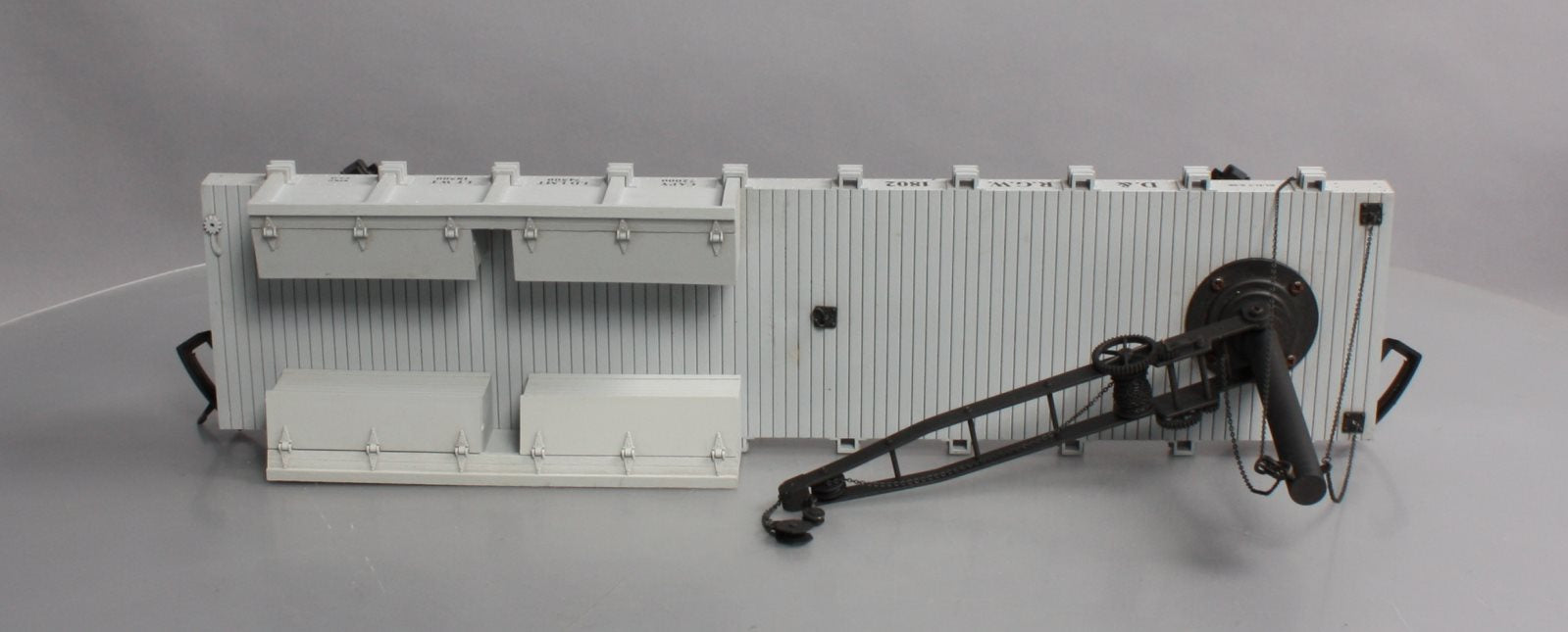 USA Trains 1802 G Denver & Rio Grande Western Derrick Car - Plastic Wheels