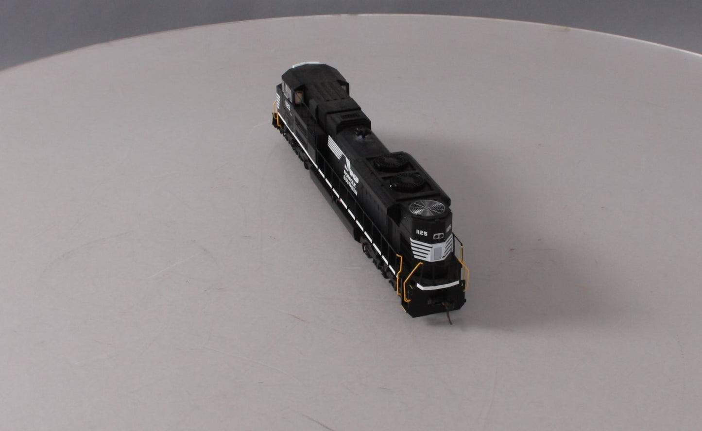 Walthers 910-19809 HO Norfolk Southern EMD SD70ACe SoundTraxx Sound & DCC #1125