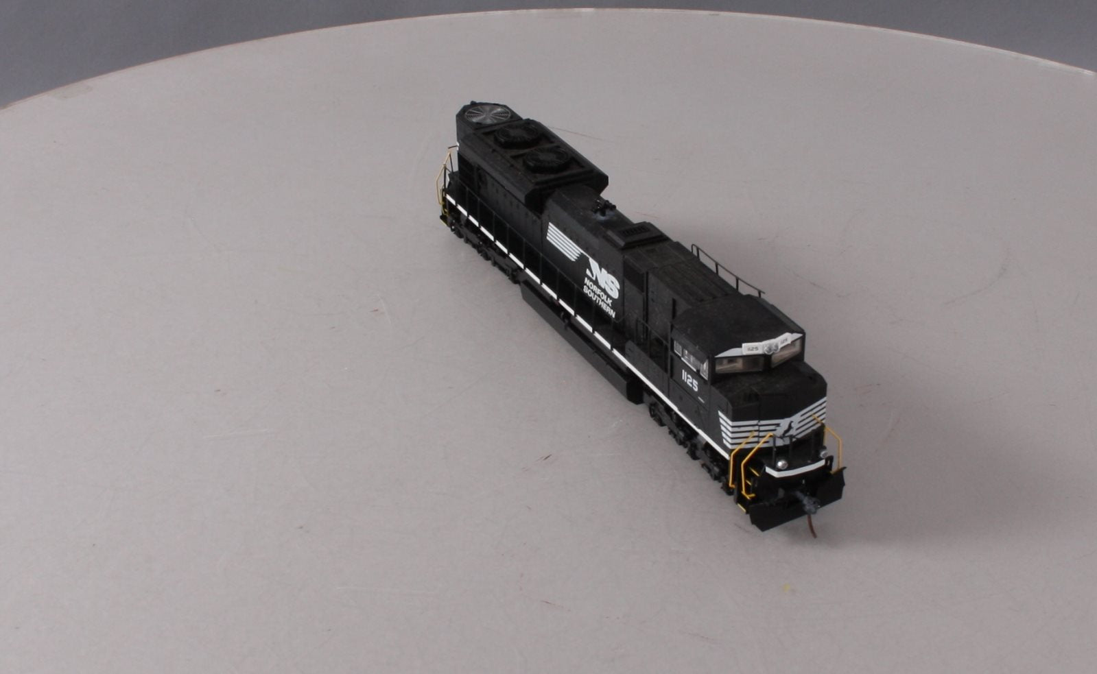 Walthers 910-19809 HO Norfolk Southern EMD SD70ACe SoundTraxx Sound & DCC #1125