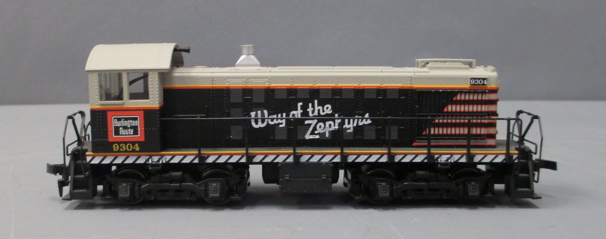 Atlas 8704 HO Burlington Alco S-2 Diesel Locomotive #9304