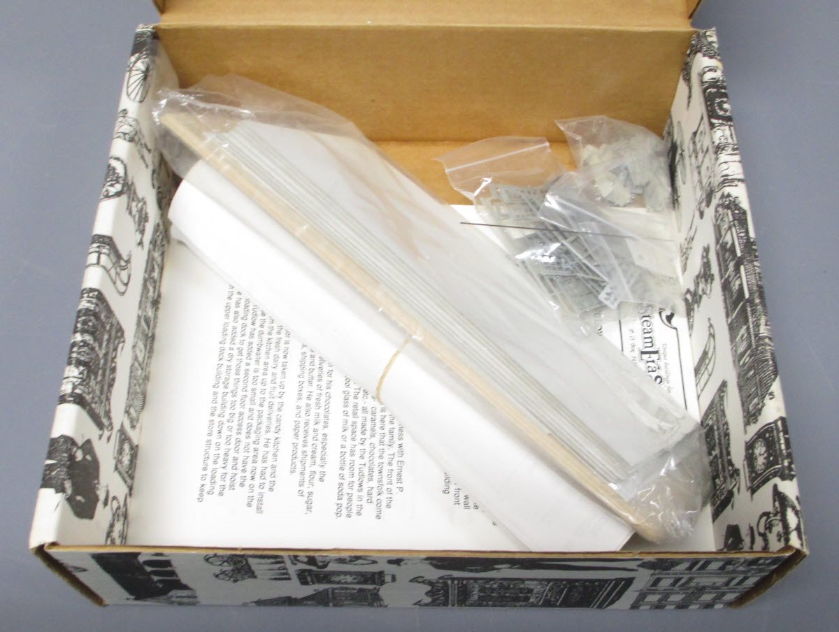 Steam Era Structures 9103 HO Tudlow's Confectionery Co Building Kit